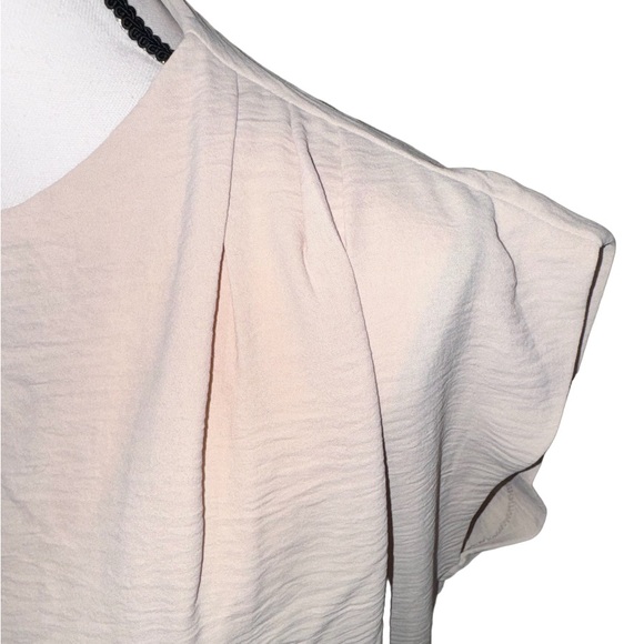JODIFL BONE pleat shoulder keyhole back house women’s tops size medium - Picture 6 of 9